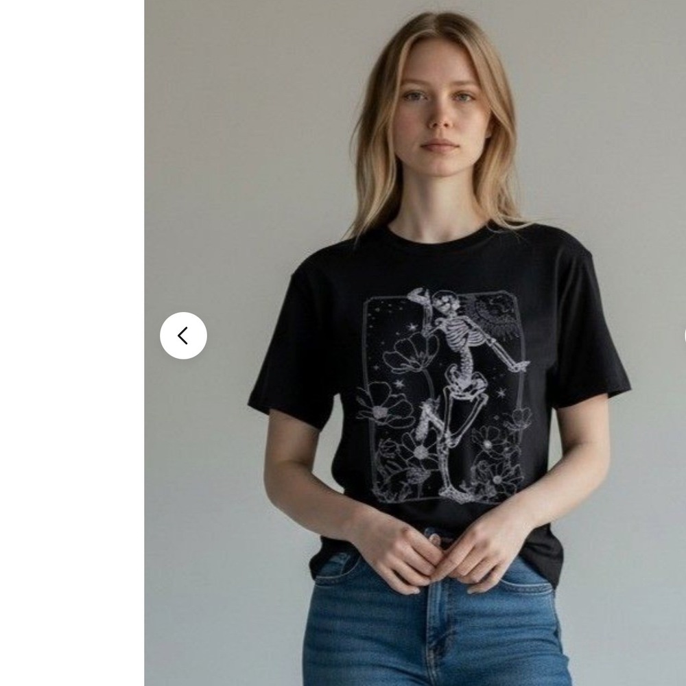 Womens Short Sleeve T-Shirt‎ M Black Dancing Skeleton Celestial Goth Witchy Moon